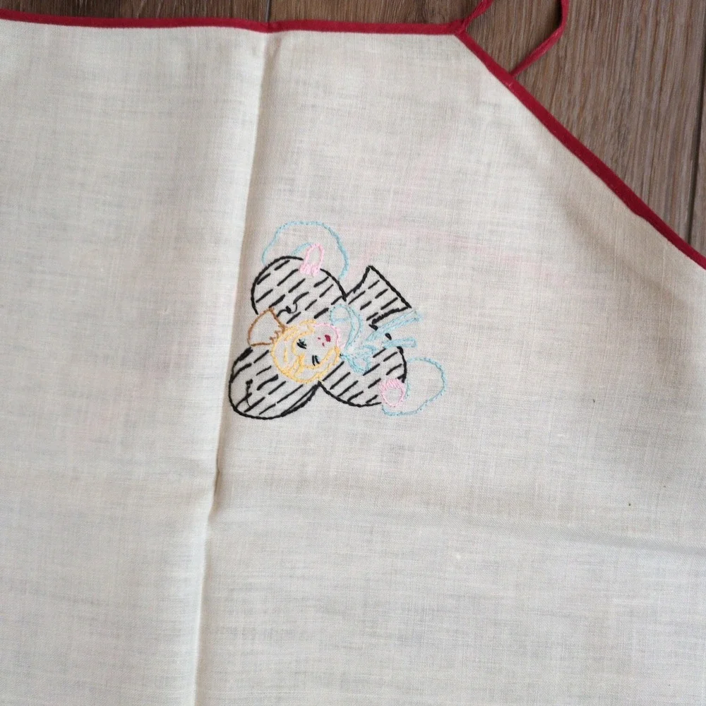 Vtg Embroidered Card Table Cover‎ Cloth w/ Ties - Poker Bridge Game Night Suits
